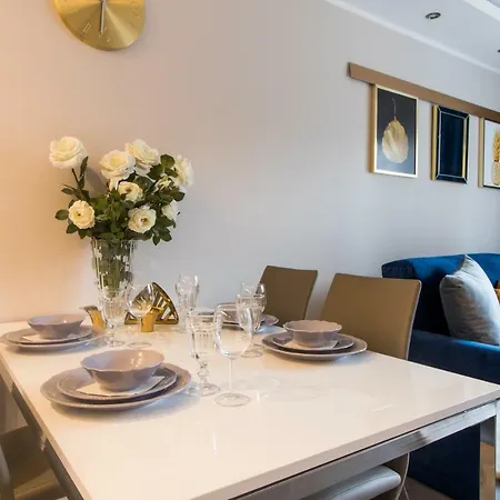 Golden Blue With Pool&jacuzzi Apartment Danzig